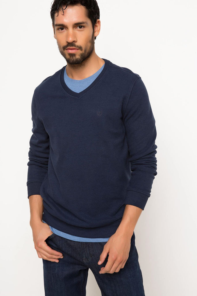 سويت شيرت بشعار