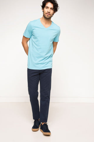 تي شيرت سادة بياقة V