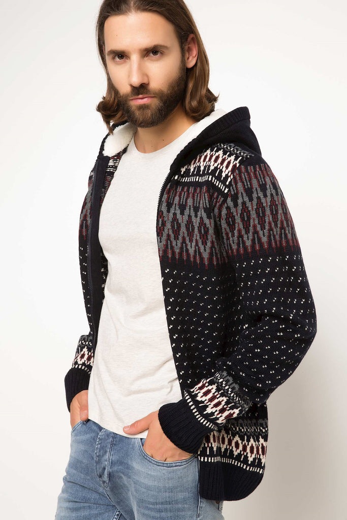 جاكيت صوف تريكو بجاكارد