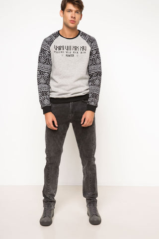 سويت شيرت مزخرف